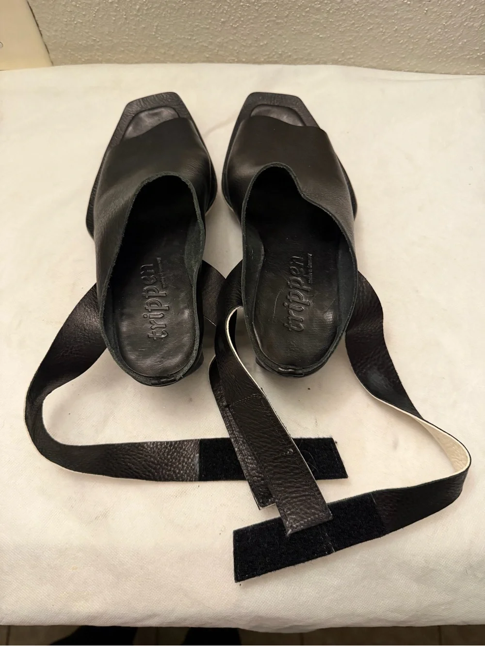 Tripp NYC Black and White Leather Ankle-Strap Sandals, pre-owned, SZ38